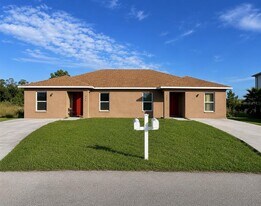 642 Heraldo Ct in Kissimmee, FL - Building Photo