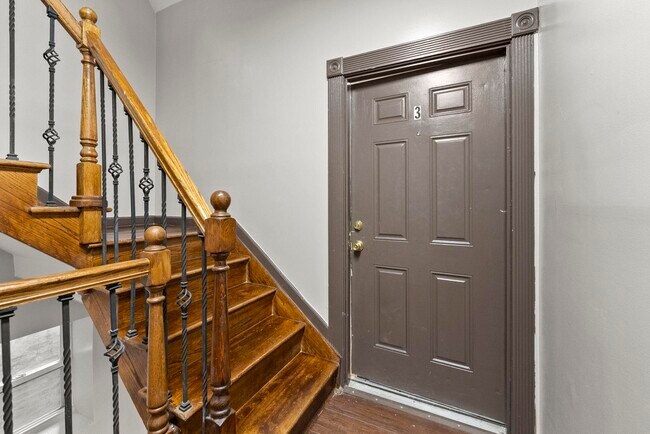 498 Ocean Ave in Jersey City, NJ - Building Photo - Building Photo