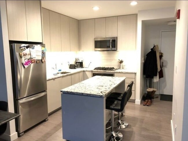80 Fenwood Rd in Boston, MA - Building Photo - Building Photo