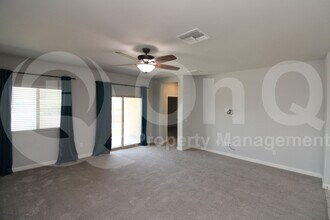 11561 W Tom Henry Way in Marana, AZ - Building Photo - Building Photo