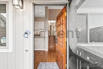 374 Coyote Creek Cir in San Jose, CA - Foto de edificio - Building Photo