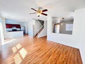 5305 Franklin Grove St in North Las Vegas, NV - Building Photo - Building Photo
