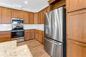 3104 Walden Shores Blvd in Lake Wales, FL - Building Photo - Building Photo