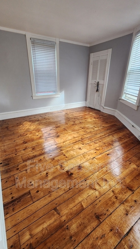 25 Intervale Ave in Burlington, VT - Building Photo - Building Photo