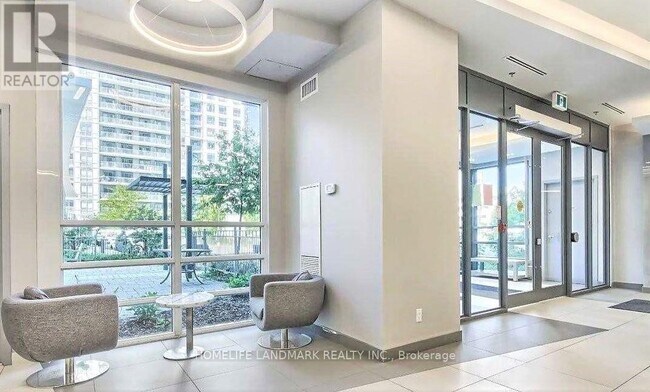 195 Bonis Ave in Toronto, ON - Building Photo - Building Photo