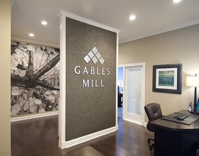 Gables Mill in Atlanta, GA - Foto de edificio - Building Photo