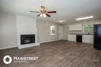 4542 Lisa Dr in Gastonia, NC - Foto de edificio - Building Photo