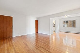 1539 Monroe Ave in River Forest, IL - Building Photo - Building Photo