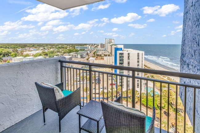 2001 S Ocean Blvd in Myrtle Beach, SC - Building Photo - Building Photo