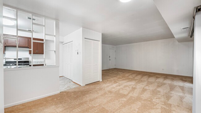 2301 Olson St in Hillcrest Heights, MD - Building Photo - Building Photo