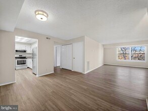 7680 Tremayne Pl in McLean, VA - Building Photo - Building Photo