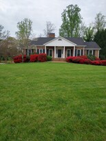 218 Fairway Dr in Shelby, NC - Building Photo