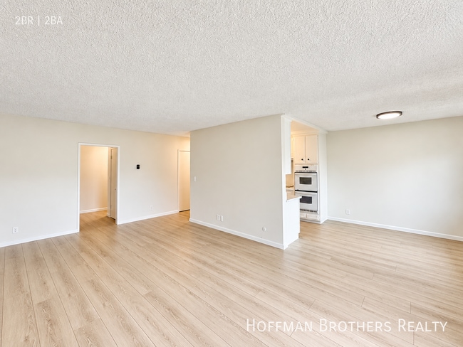 property at 930 S Shenandoah St