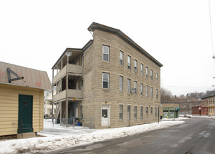 66-74 Center St in Torrington, CT - Building Photo - Building Photo