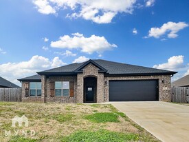 741 Captain Stockton St in Prairie Grove, AR - Building Photo