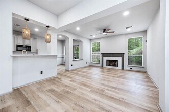 83 S Spiral Vine Cir in The Woodlands, TX - Building Photo - Building Photo