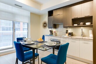 20 Duncan St in Toronto, ON - Building Photo - Building Photo