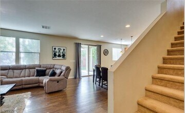 10725 Pearl River Ave in Las Vegas, NV - Building Photo - Building Photo