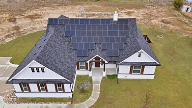 8138 Dollar Ln in Benbrook, TX - Building Photo - Building Photo