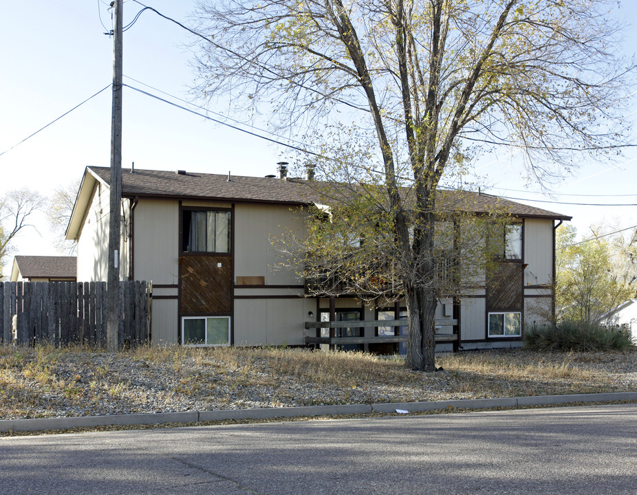 629 Yuma Street in Colorado Springs, CO - Foto de edificio