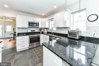 5900 1st St S in Arlington, VA - Building Photo - Building Photo