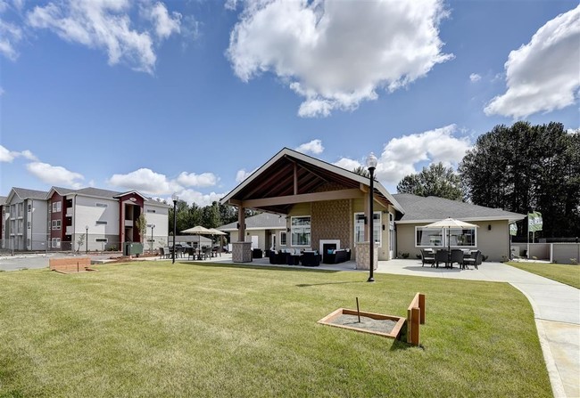 LARC at Kent (Senior Housing 55+) in Kent, WA - Building Photo - Building Photo