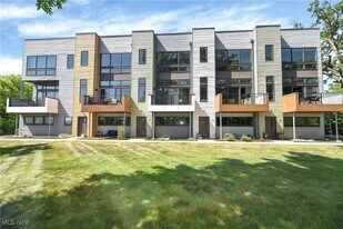 18875 Riversouth Ter in Fairview Park, OH - Building Photo