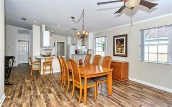 7521 Renato Ct in Sarasota, FL - Building Photo - Building Photo