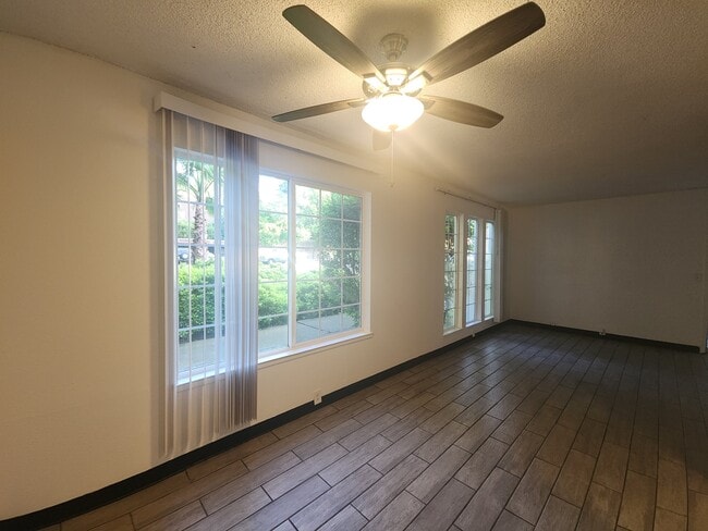 1305 Grant St in Red Bluff, CA - Building Photo - Building Photo