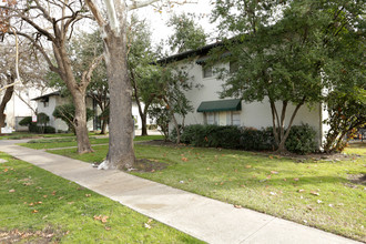 Mason on McKinney Apartments in Dallas, TX - Building Photo - Building Photo