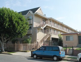 3341 Andrita St in Los Angeles, CA - Building Photo