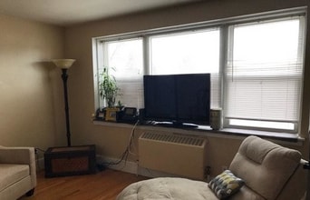 461 Arborway, Unit 2 in Boston, MA - Foto de edificio - Building Photo