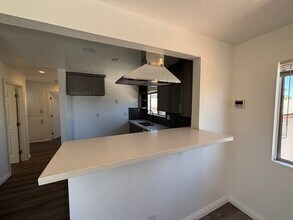 980 W Battery St in Los Angeles, CA - Building Photo - Building Photo