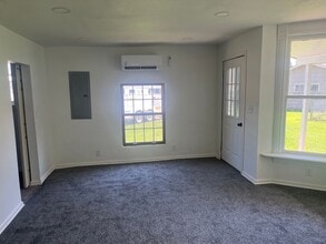 117 Roger Welsch Ave E in Dannebrog, NE - Building Photo - Building Photo