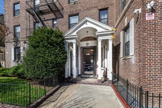 200 E 19th St in Brooklyn, NY - Building Photo - Building Photo