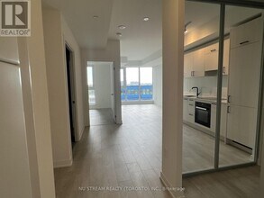 1 Kyle Lowry Rd in Toronto, ON - Building Photo - Building Photo