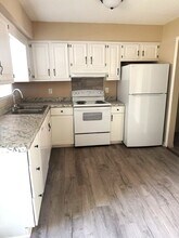 800 Verdant Dr in Greenville, NC - Foto de edificio - Building Photo