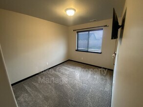 12397 N Cavanaugh Dr in Rathdrum, ID - Building Photo - Building Photo