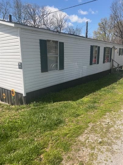 property at 10 Smith Ln