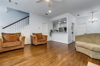5907 Hillcrest Ave in Dallas, TX - Building Photo - Building Photo