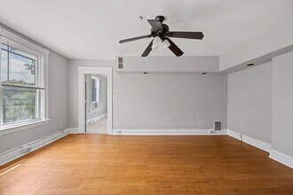 494 Riddle Rd in Cincinnati, OH - Building Photo - Building Photo