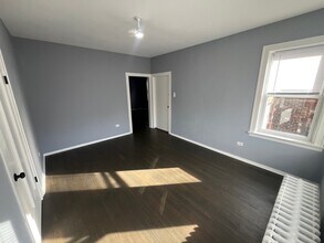 5115 S California Ave in Chicago, IL - Building Photo - Building Photo