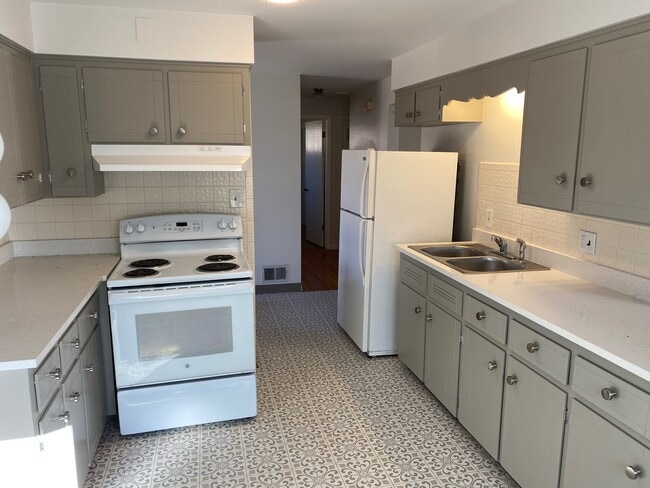 2005 Kendall St in Edgewater, CO - Building Photo - Building Photo