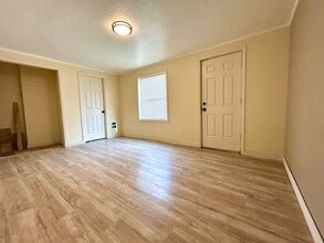 3109 Delaware St in Longview, WA - Building Photo - Building Photo