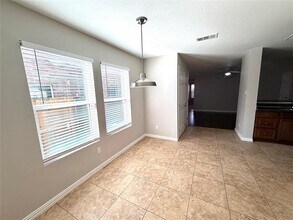 2335 Bloomfield Dr in Arlington, TX - Building Photo - Building Photo