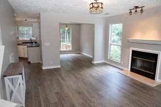 215 Ella St in Smyrna, TN - Building Photo - Building Photo
