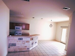 21505 Patton Ave in Lago Vista, TX - Building Photo - Building Photo
