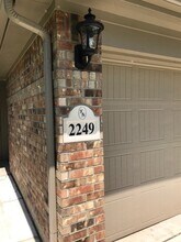2249 Ridgewood Dr in West Columbia, TX - Building Photo - Building Photo