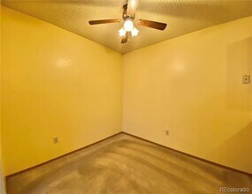 1094 S Dearborn St-Unit -206 in Aurora, CO - Building Photo - Building Photo