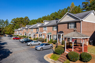 Stonecrest Townhomes in Austell, GA - Building Photo - Building Photo